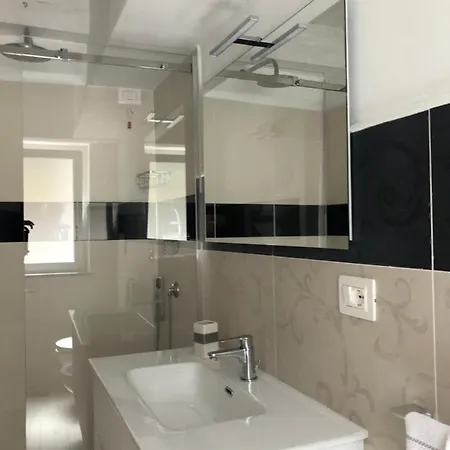 Un Capriccio - Ginepro Aieta